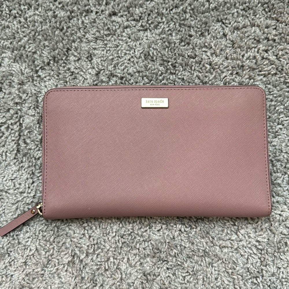 Kate Spade Passport Wallet